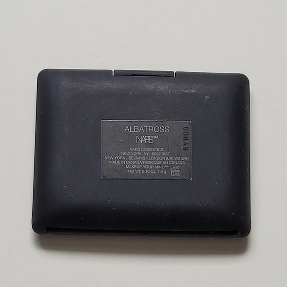 Nars ALBATROSS Highlighting Powder (0.16 oz.) - Picture 7 of 7